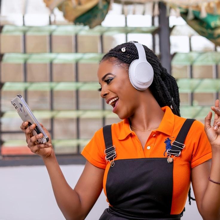 Portrait of Kai Sharma meditation instructor